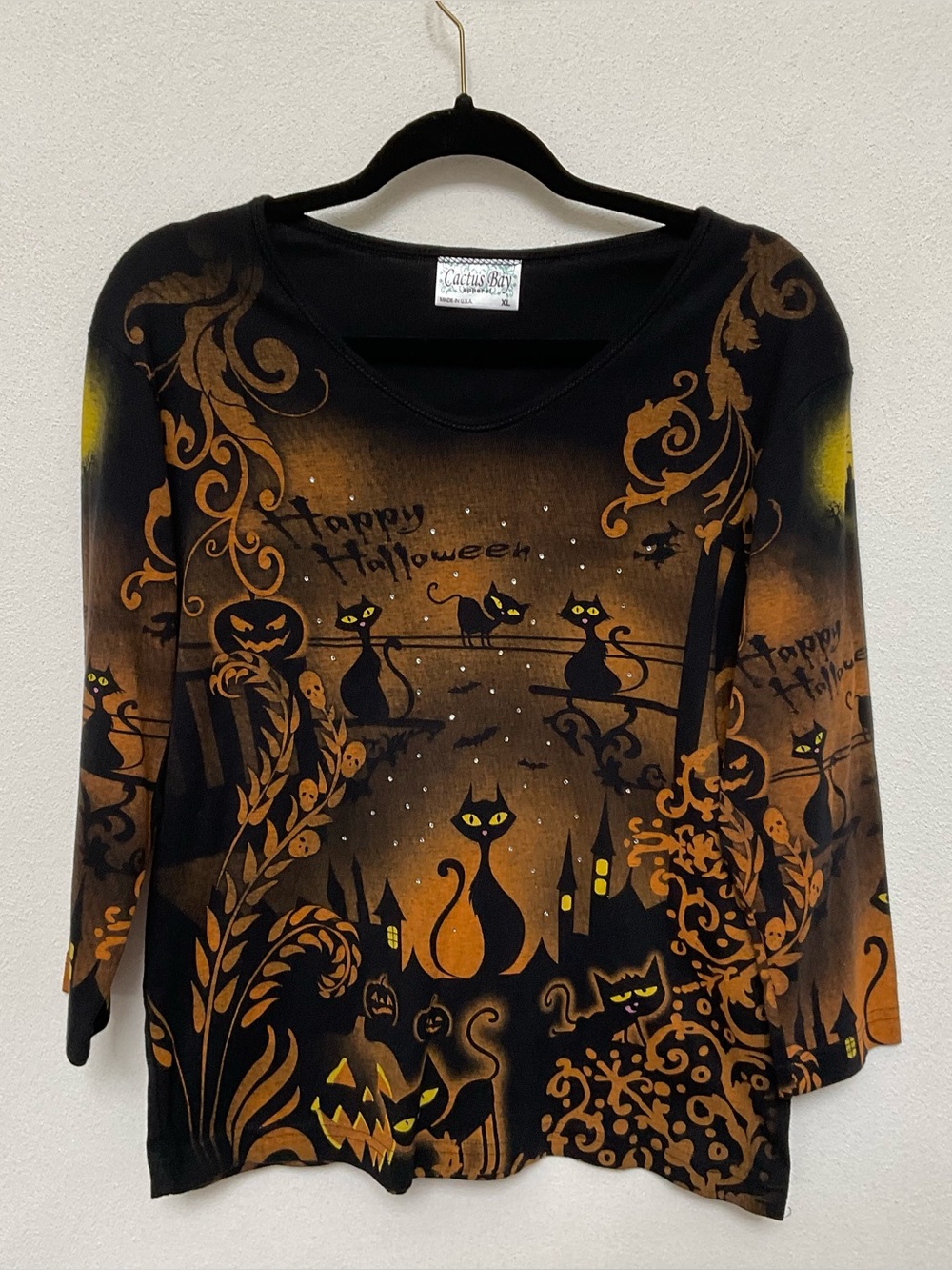 Cactus Bay Black, Orange Cat Print Happy Halloween Top Size XL Witches Skulls